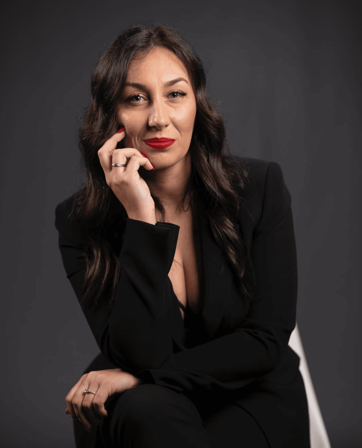 Anabel Beauty instructor